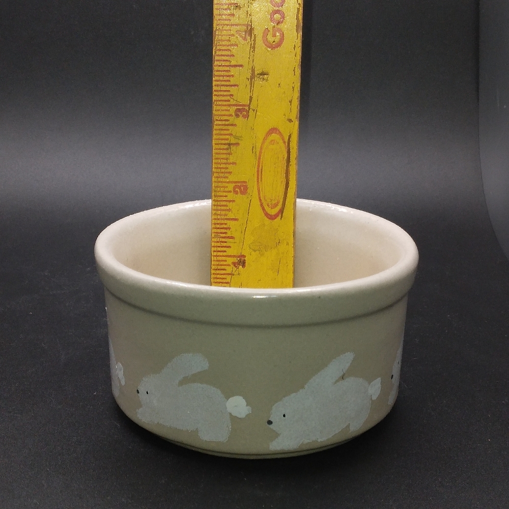 Robinson Ransbottom Handpainted Rabbits Stoneware Small Crock 2 Inch Spring - Picture 7 of 12